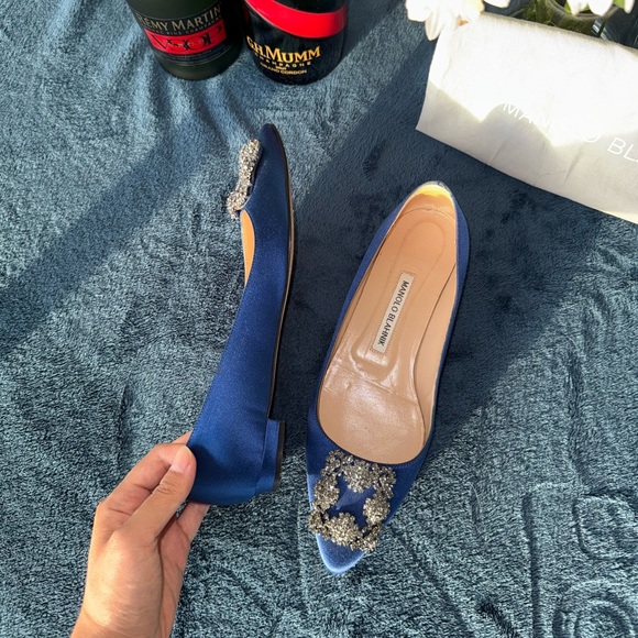 Manolo Blahnik jewel buckle flat pumps - Picture 6 of 7
